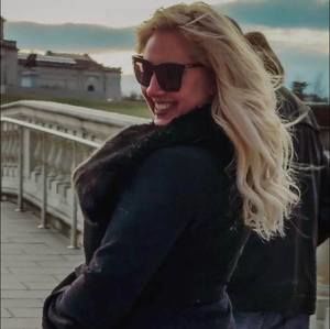 Meet your Posher, Alexandra